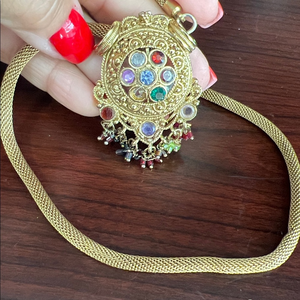 Vintage Costume Jewelry necklace - Picture 5 of 5